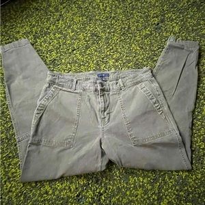 Gap green khaki capri zip up bottoms